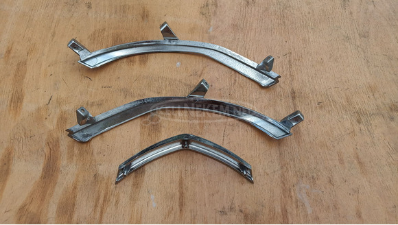 Malaguti Centro 125 - 160 homlokidom keret - 5/9