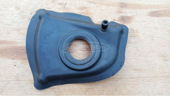 Malaguti Centro 125 - 160 üzemanyag tálca - 2/6