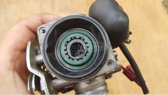 Aprilia scarabeo light 125 - 200 karburátor - 8/10