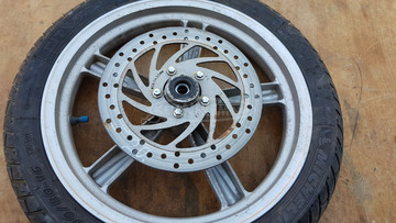 Aprilia scarabeo light 125 - 200 első kerék