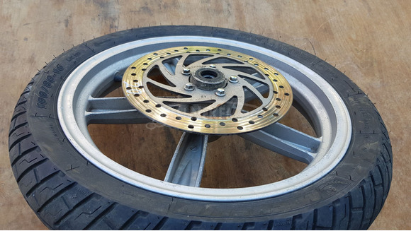 Aprilia scarabeo light 125 - 200 első kerék - 7/8