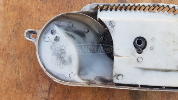 Aprilia scarabeo light 125 - 200 kuplung fedél borítás - 7/9