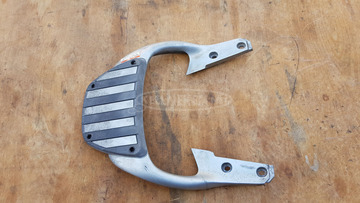 Aprilia scarabeo light 125 - 200 hátsó kapaszkodó