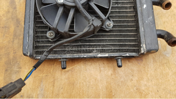 Aprilia scarabeo light 125 - 200 hűtő - 3/10