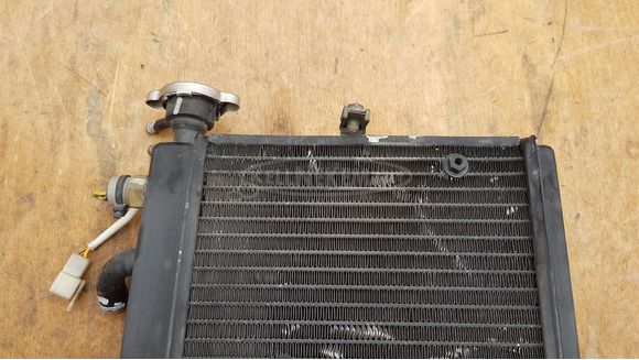 Aprilia scarabeo light 125 - 200 hűtő - 8/10