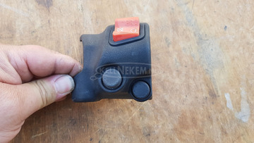 Aprilia scarabeo light 125 - 200 kormánykapcsoló jobbos