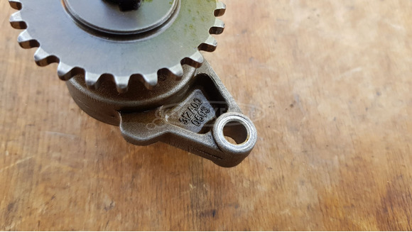 Aprilia scarabeo light 125 - 200 olajpumpa - 2/6