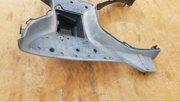 Aprilia scarabeo light 125 - 200 taposó - 4/10