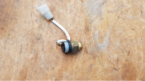 Aprilia scarabeo light 125 - 200 ventilátor hőkapcsoló - 2/4