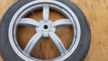 Aprilia scarabeo light 125 - 200 hátsó kerék