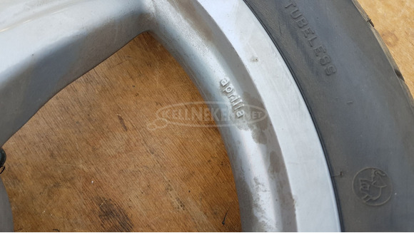 Aprilia scarabeo light 125 - 200 hátsó kerék - 4/8