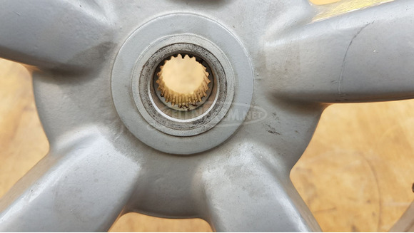 Aprilia scarabeo light 125 - 200 hátsó kerék - 8/8