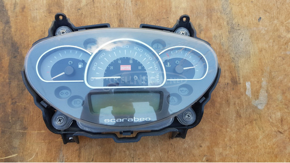 Aprilia scarabeo light 125 - 200 km óra 34648 km - 1/10