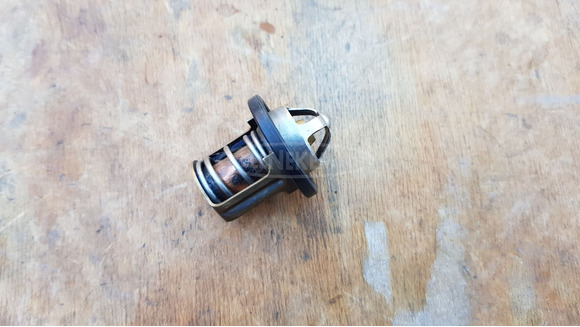 Aprilia scarabeo light 125 - 200 termosztát - 4/5