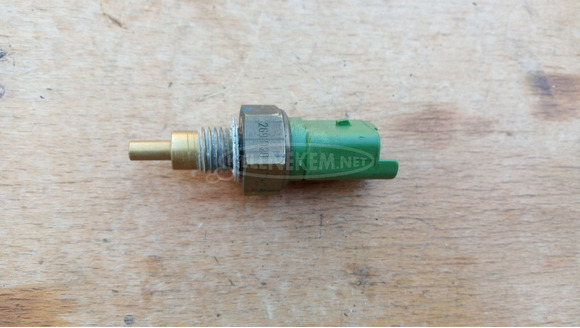 Aprilia scarabeo light 125 - 500 i.e vízhőfok gomba - 1/4