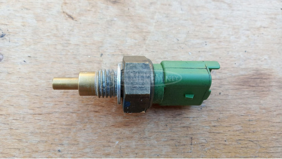 Aprilia scarabeo light 125 - 500 i.e vízhőfok gomba - 3/4