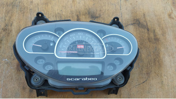 Aprilia scarabeo light 125 - 200 km óra