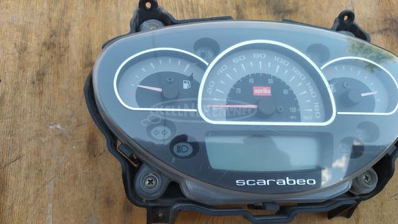 Aprilia scarabeo light 125 - 200 km óra - 5/9