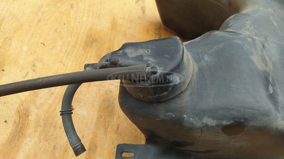 Aprilia scarabeo light 125 - 200 karburátoros üzemanyag tank - 8/9