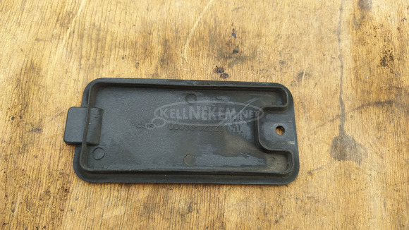 Aprilia scarabeo light 125 - 200 karburátoros szervízfedél sisaktartób - 2/3