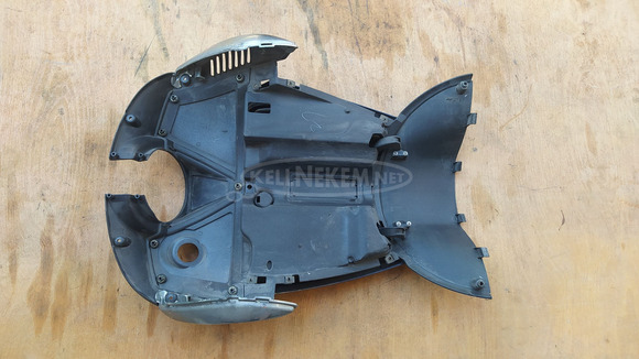 Aprilia scarabeo light 125 - 200 térdidom - 5/8