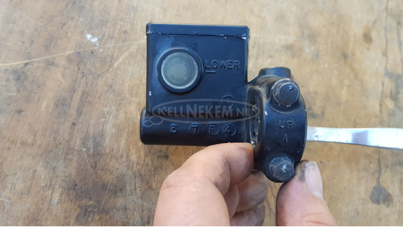 Honda Foresight 250 főfékhenger jobbos - 3/7