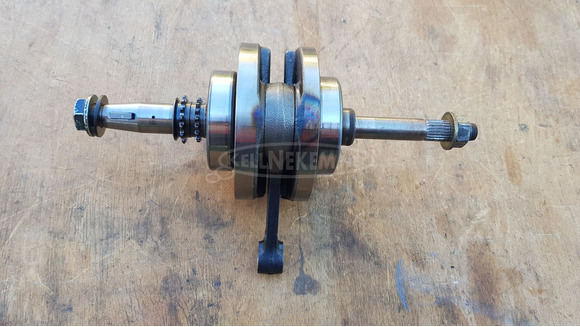 Honda Foresight 250 főtengely - 1/9