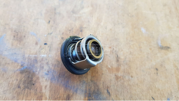 Honda Foresight 250 termosztát - 2/4