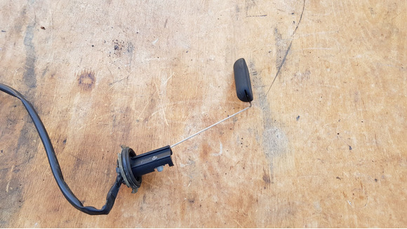 Honda Foresight 250 üzemanyag szintjelző - 6/6