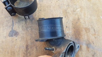 Honda Foresight 250 szívócsonk