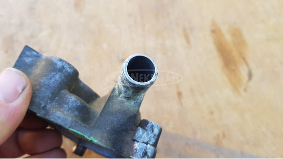 Honda Foresight 250 vízpumpa fedél - 6/6