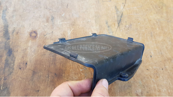 Honda Foresight 250 szervízfedél sisaktartóba - 5/6