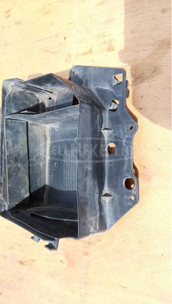 Honda Foresight 250 akkumulátor tartó - 3/7