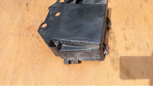 Honda Foresight 250 akkumulátor tartó - 5/7