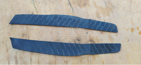 Honda Foresight 250 gumiszőnyeg pár - 1/7