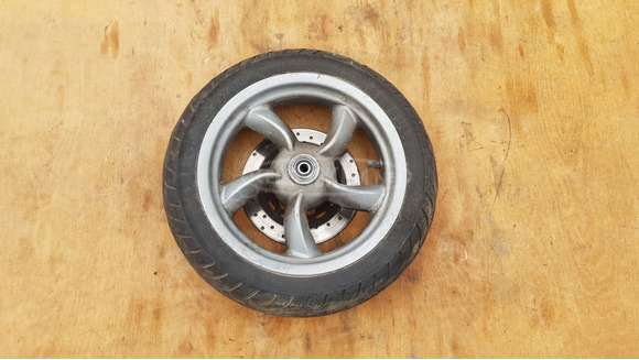 Malaguti Madison 250 első kerék - 3/6