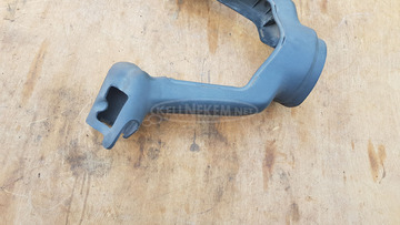 Malaguti Madison 250 kormány idom