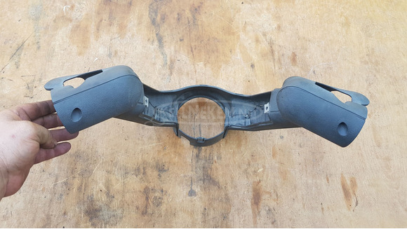 Malaguti Madison 250 kormány idom - 7/8