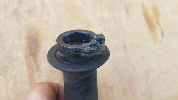 Malaguti Madison 250 gázcsutka - 4/4