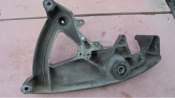 Malaguti Madison 250 hátsó lengőkar - 7/7