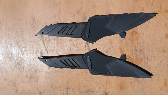 Malaguti Madison 250 idom pár - 1/8