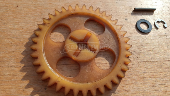 Malaguti Madison 250 olajpumpa megható fogaskerék - 5/6