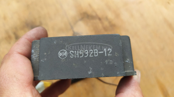 Aprilia leonardo 250 feszültségszabályzó - 6/6