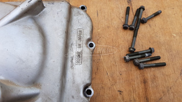 Aprilia leonardo 250 gyújtásfedél