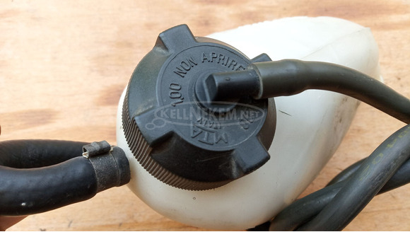 Aprilia leonardo 250 kiegyenlítő tartály - 5/8