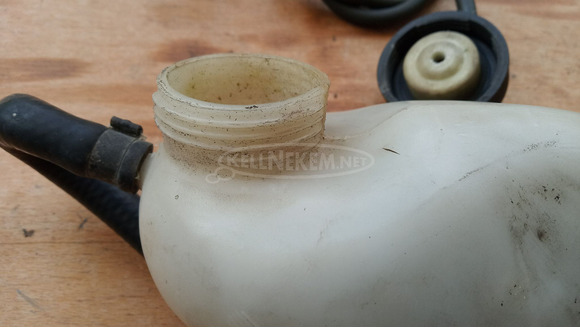 Aprilia leonardo 250 kiegyenlítő tartály - 8/8