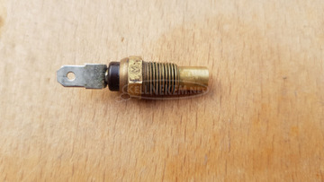 Aprilia leonardo 250 vízhőmérséklet jeladó