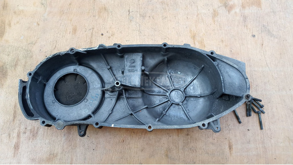 Aprilia leonardo 250 kuplung fedél - 4/9