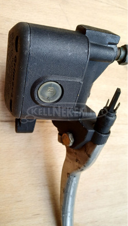 Aprilia Scarabeo 125 - 200 főfékhenger jobbos - 7/10