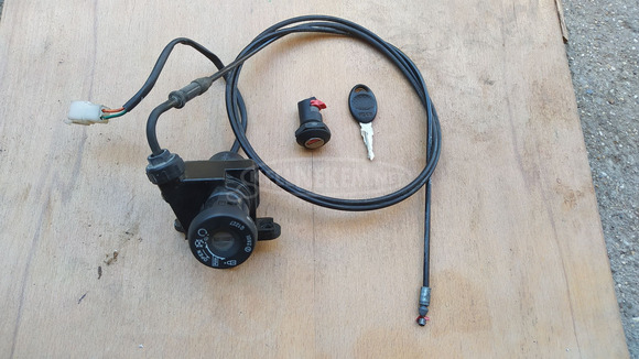 Aprilia Scarabeo 125 - 200 gyújtáskapcsoló - 1/10